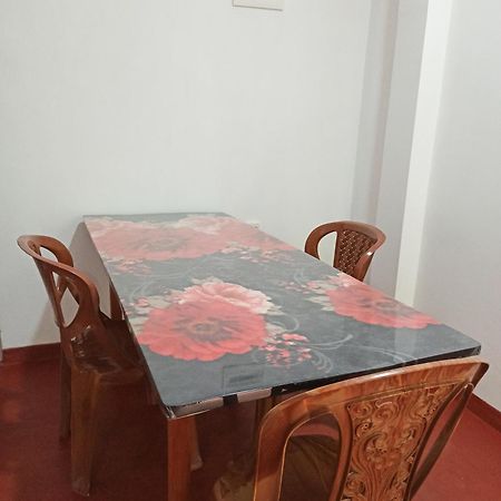 Maneesha Guest House 웰리가마 외부 사진